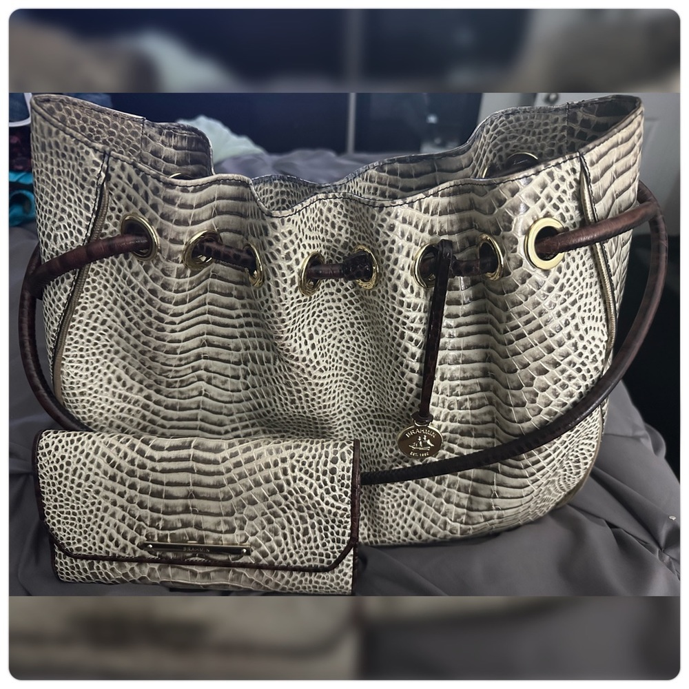 Large Brahmin Shoulder Bag w/ wallet